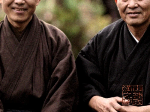 恩師と共に記念撮影