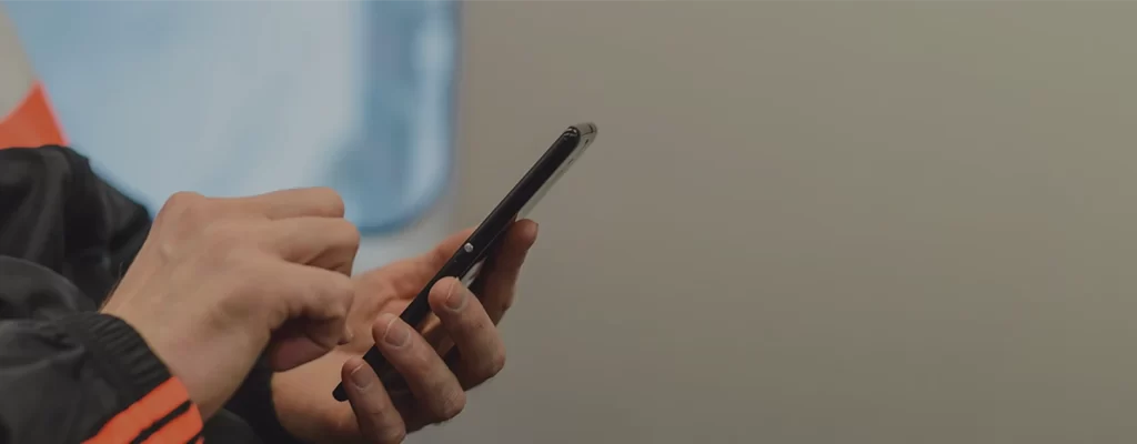 スマホで相談する写真